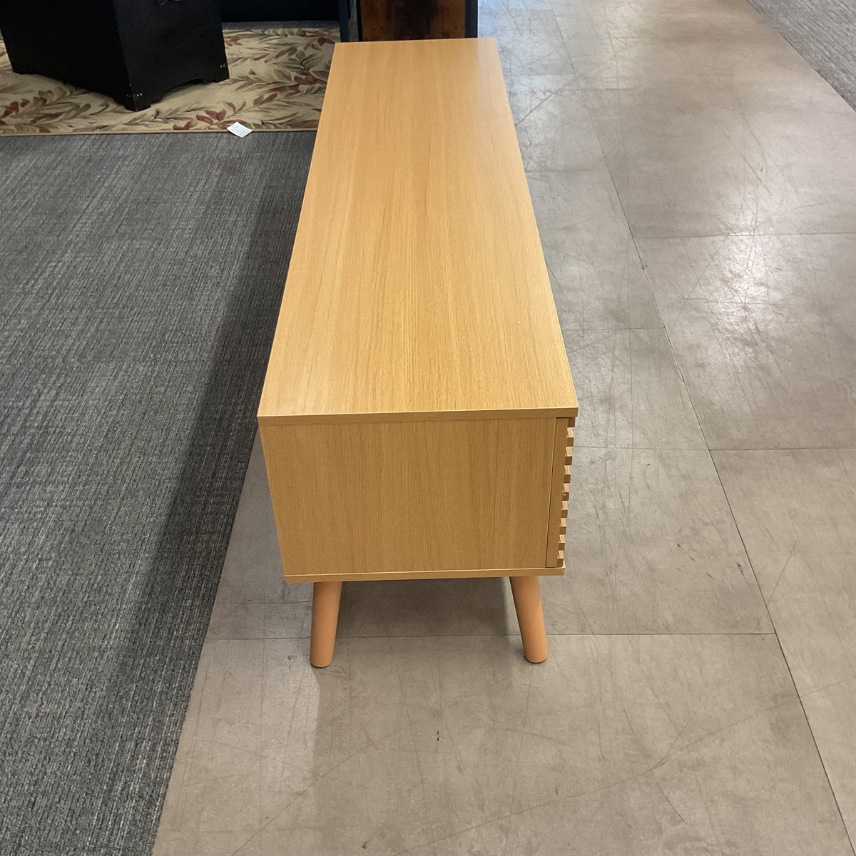 Skeleton Slat Media Center