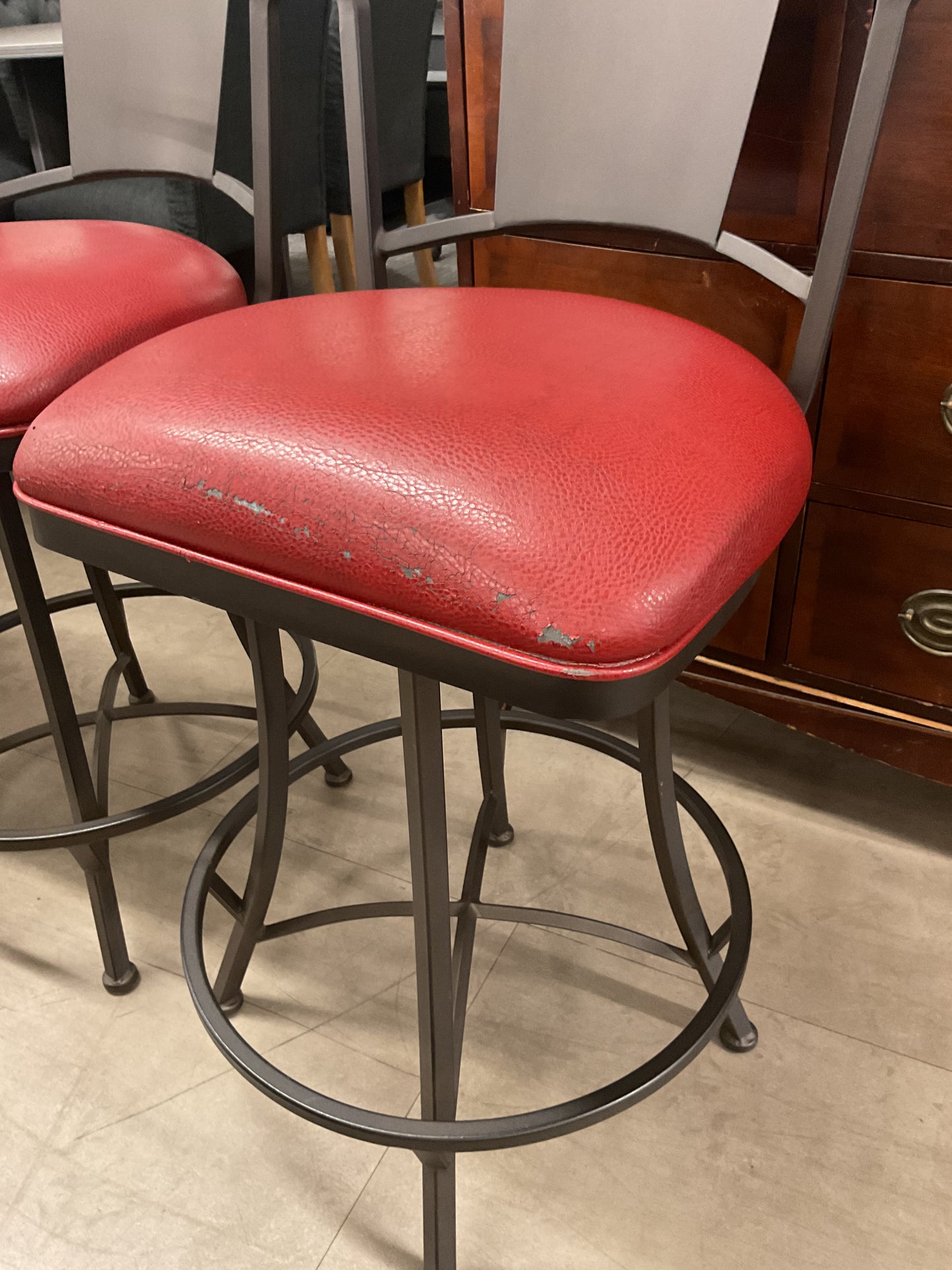 Valentina stool set