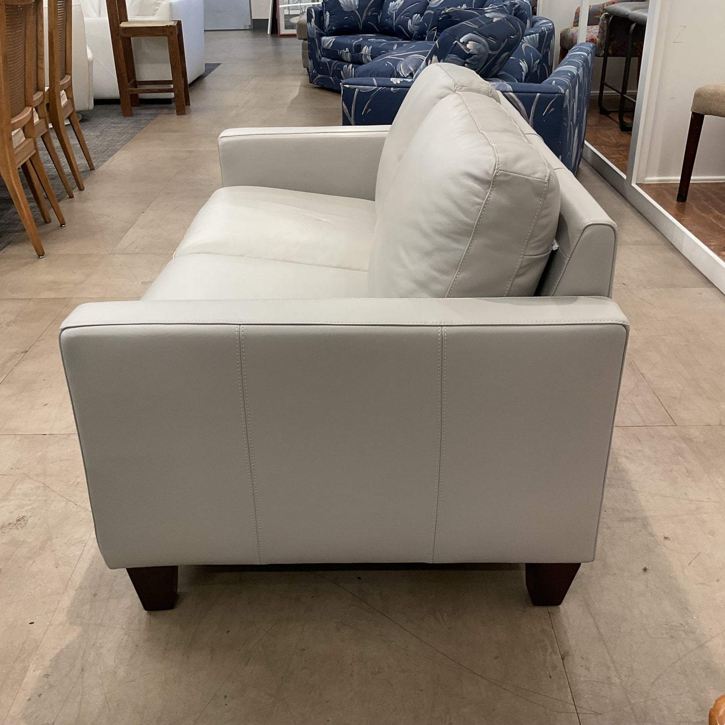 Lil Pebble Loveseat