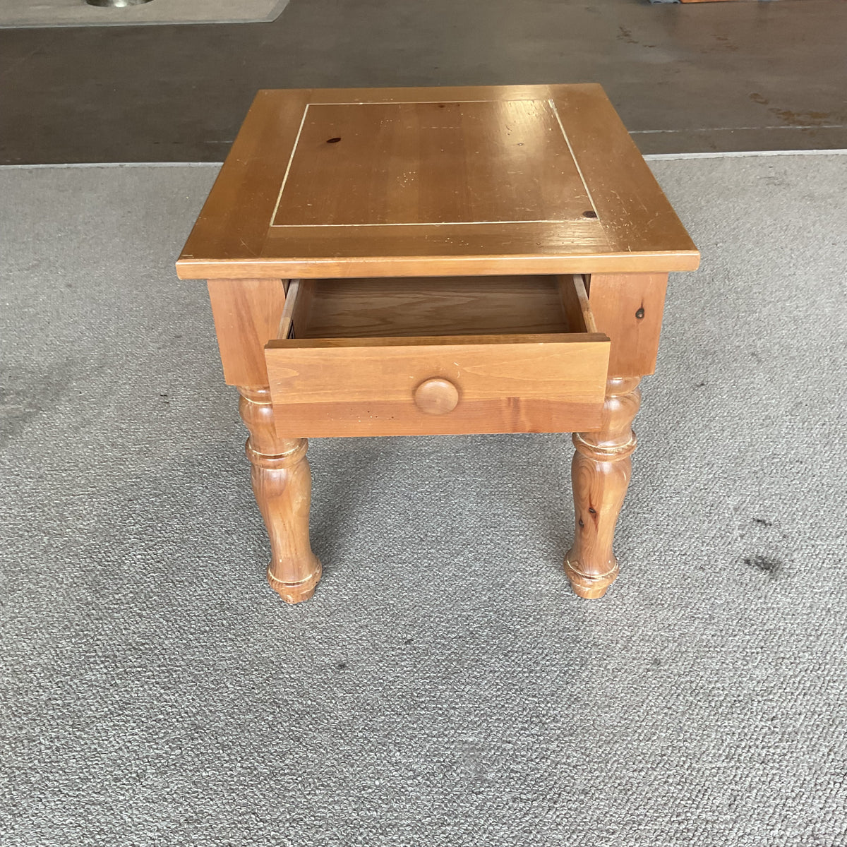 Fontana End Table *WH