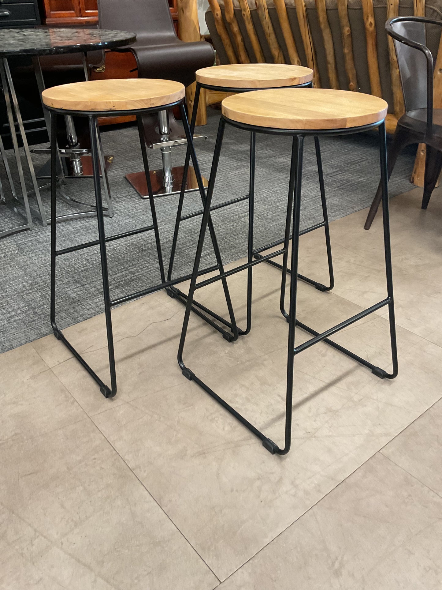 3 blonde bar stools