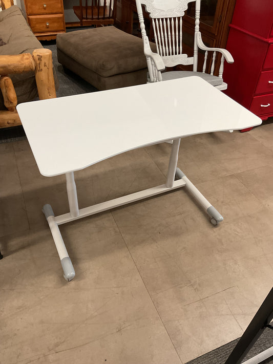 Rollin up with my desk missing