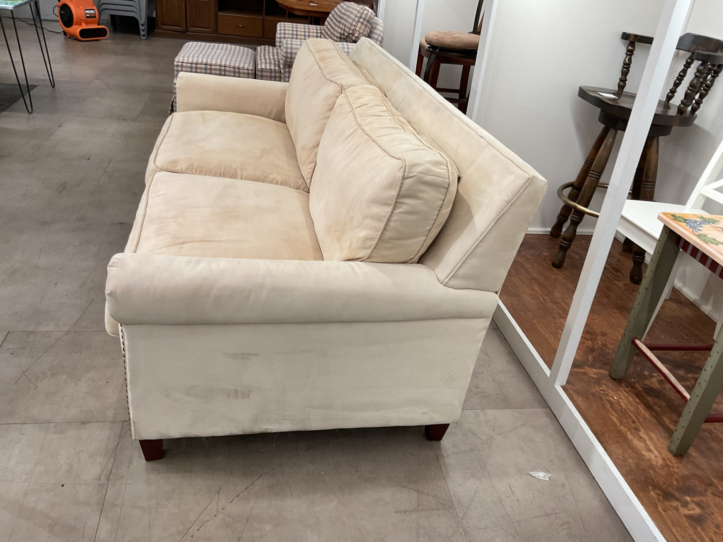 Brass Tacks Sofa (WH)