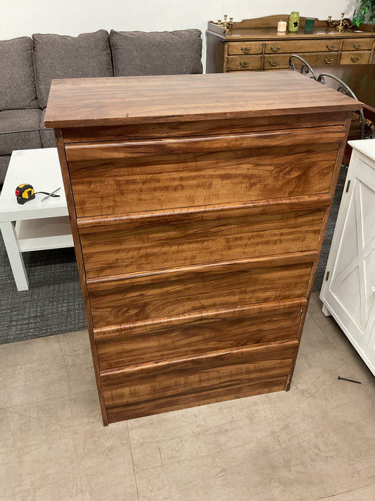 5-Drawer Wood Grain Chest of Drawers