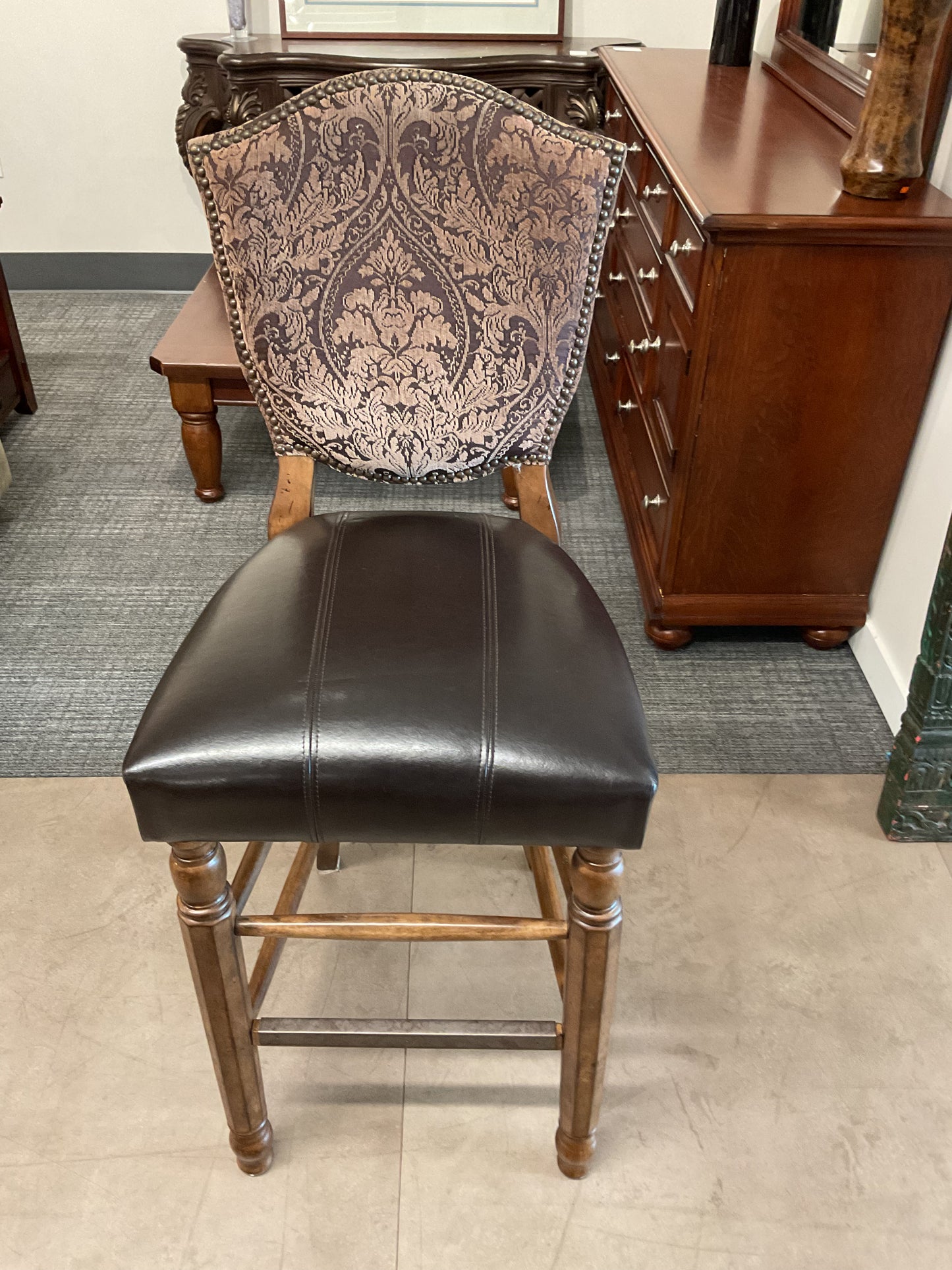 Wisdom Bar Stool Set
