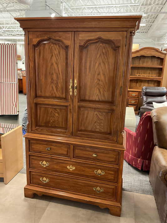 Sweetheart Armoire