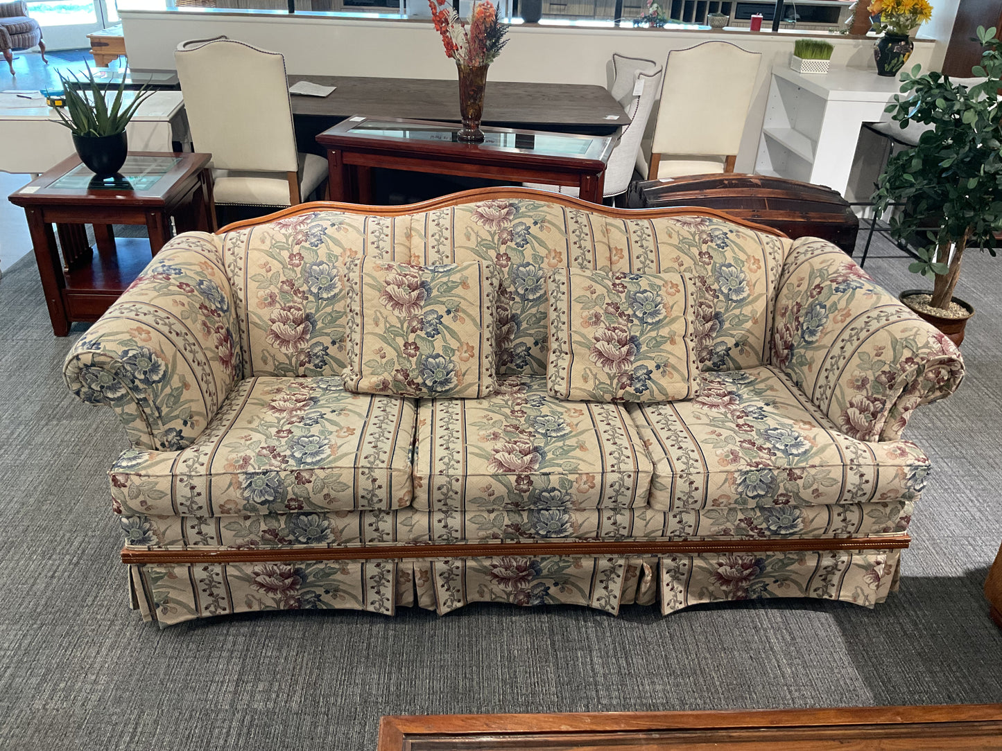 Blossom Sofa **wh