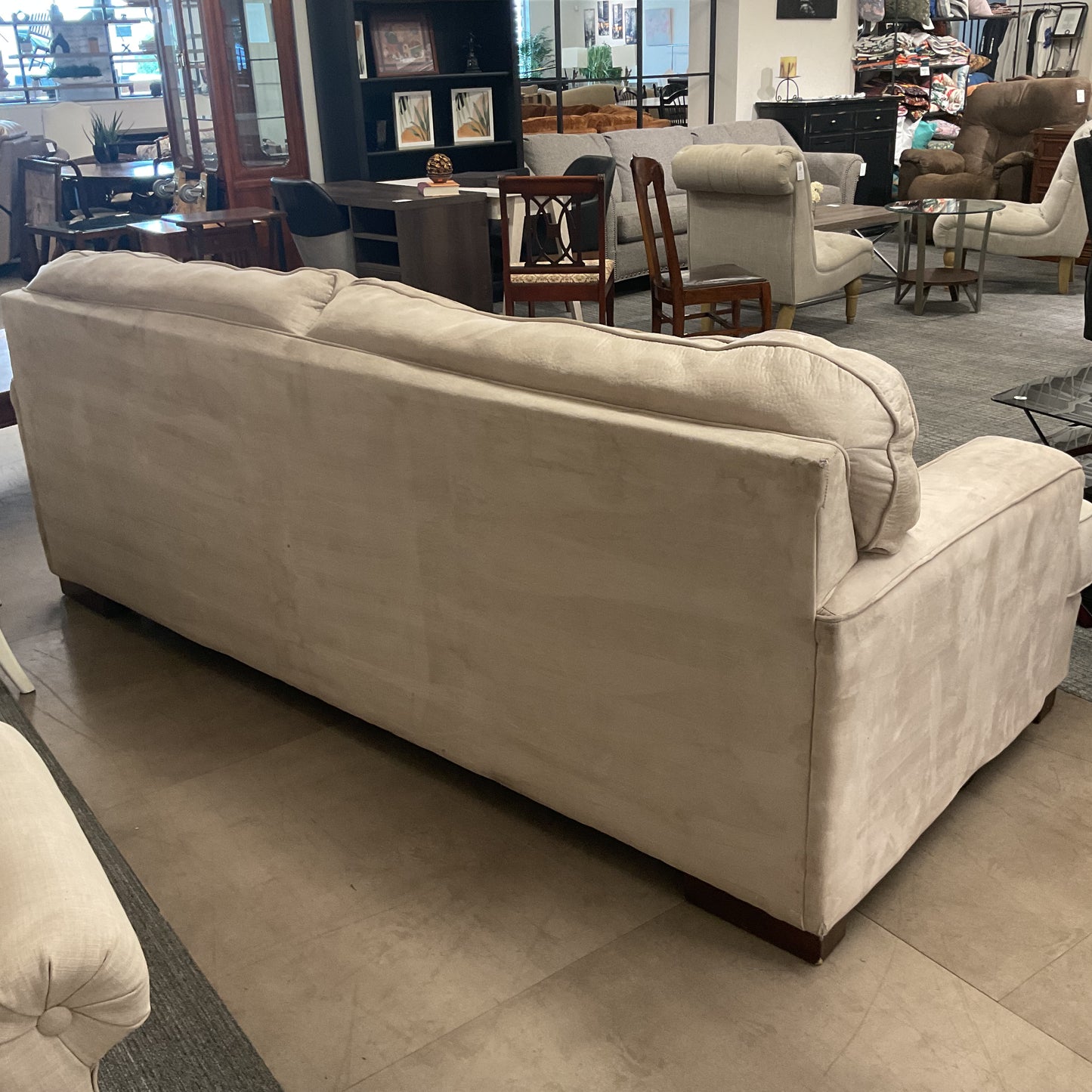 Big Chillin’ Sofa