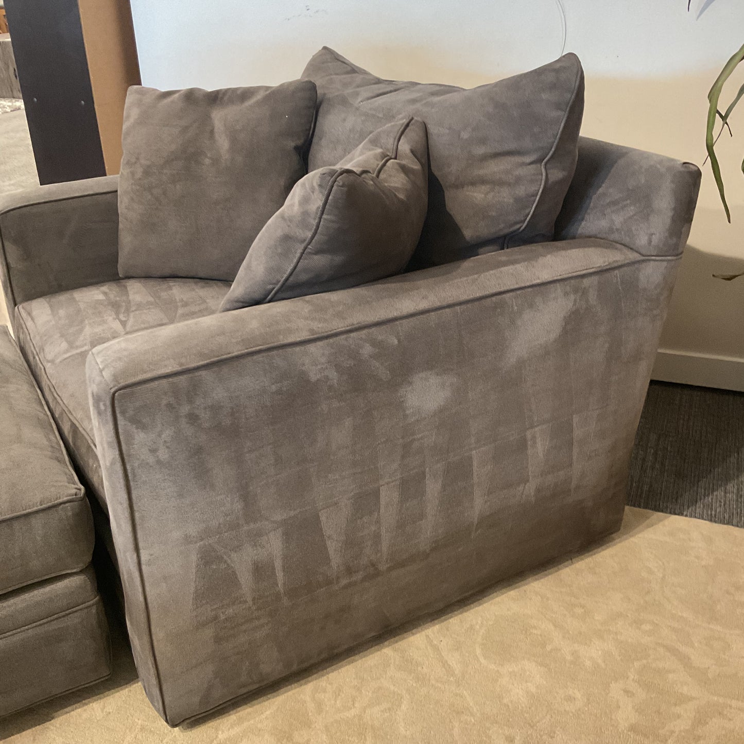 Livin’ Large Arm Chair & Ottoman