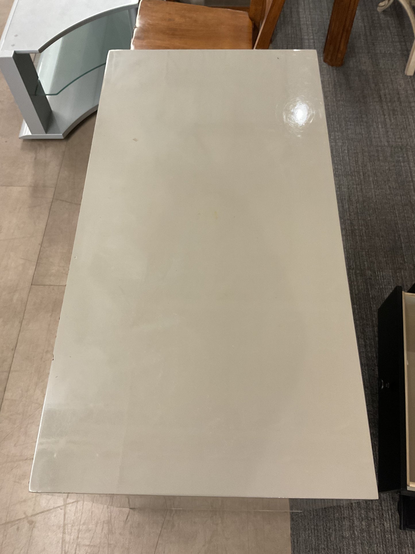 Aquarius Dresser