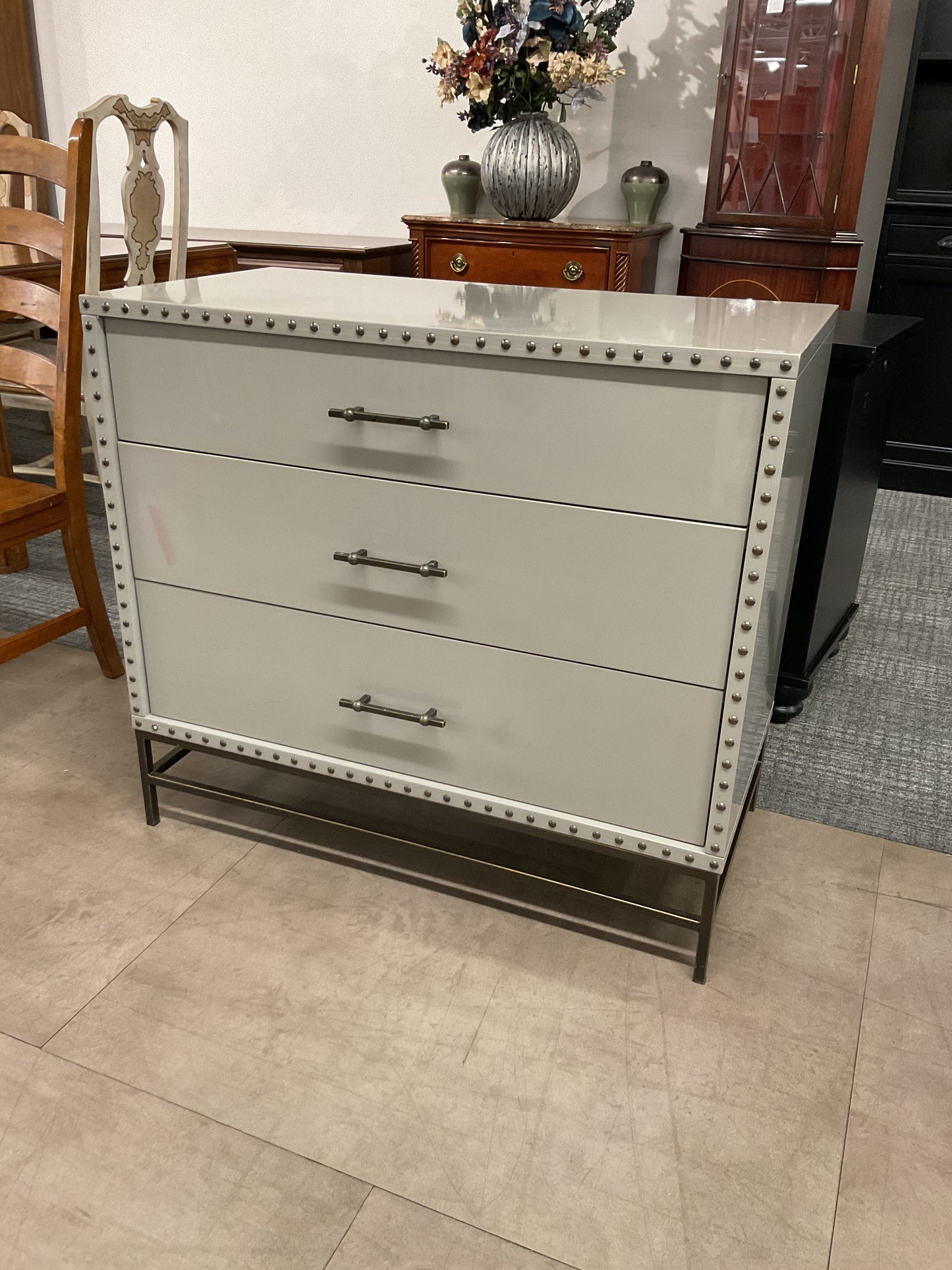 Aquarius Dresser