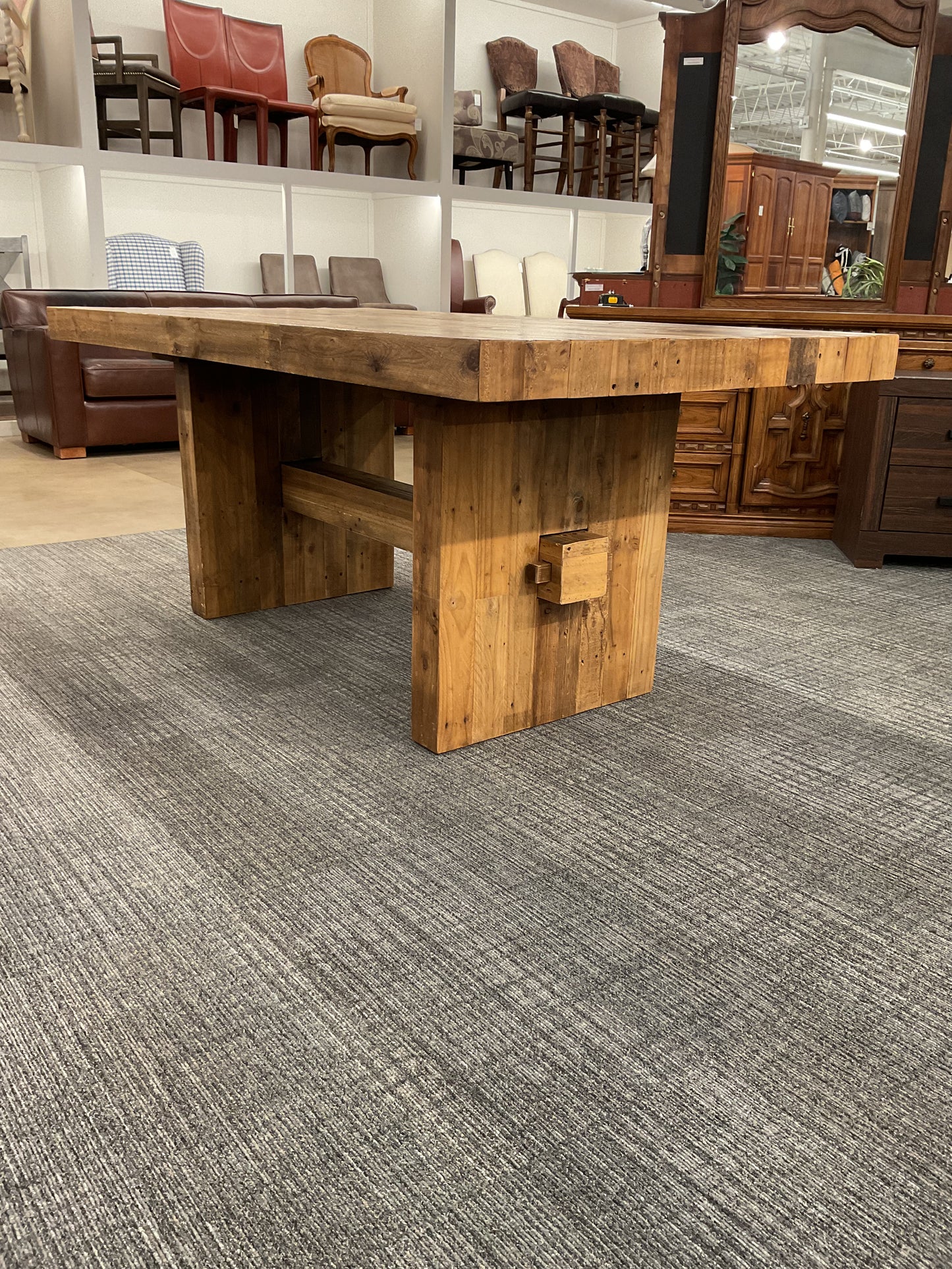 Like The Best Dining Table