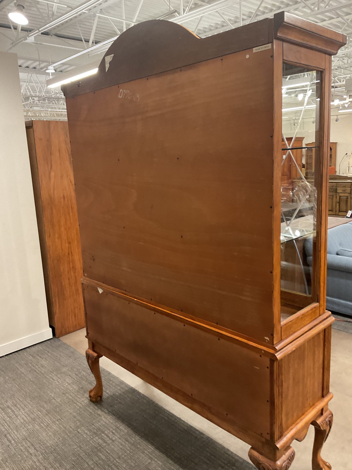 Elegance Display China Hutch