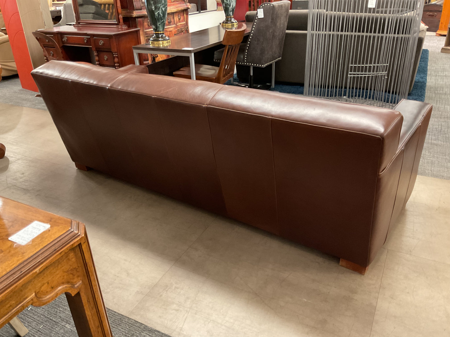 Buñuelos Leather Sofa