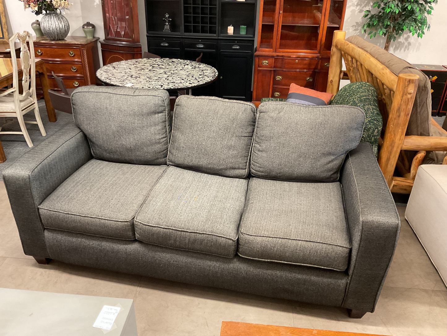 Oh Dis You Couch
