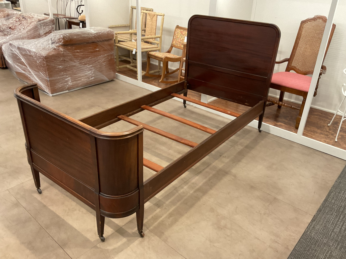 Polar Express Twin Frame (B315)