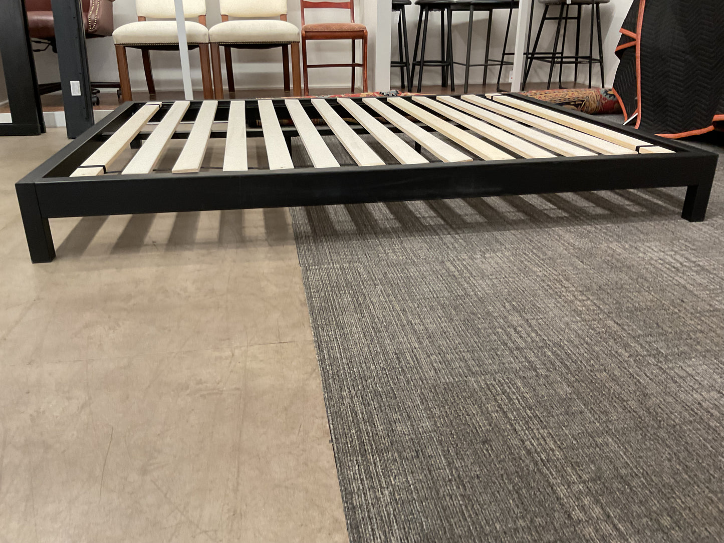 Queen Platform Bed Frame (G63)