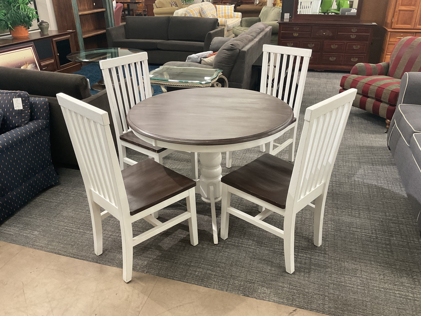 Cuteness Dining Set