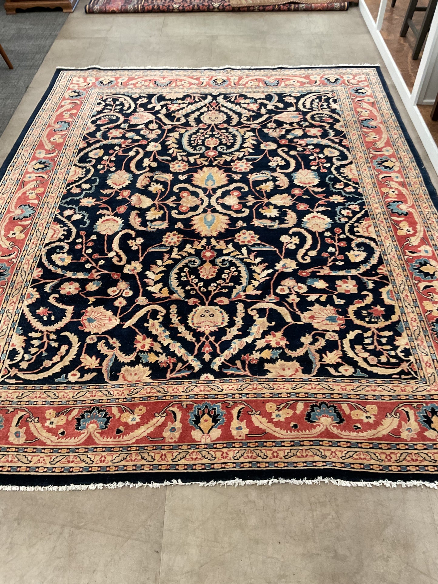 Large Floral Area Rug (F82)