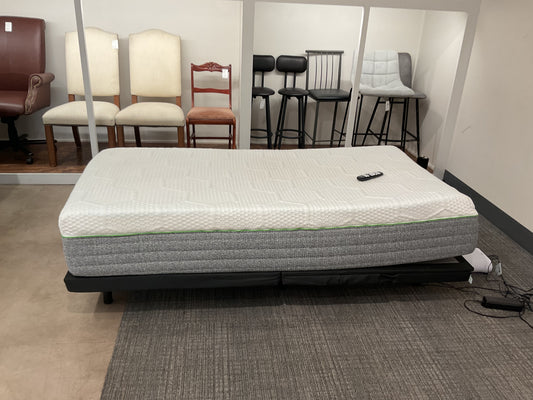 Adjustable Twin Bed Frame & Mattress (G68)