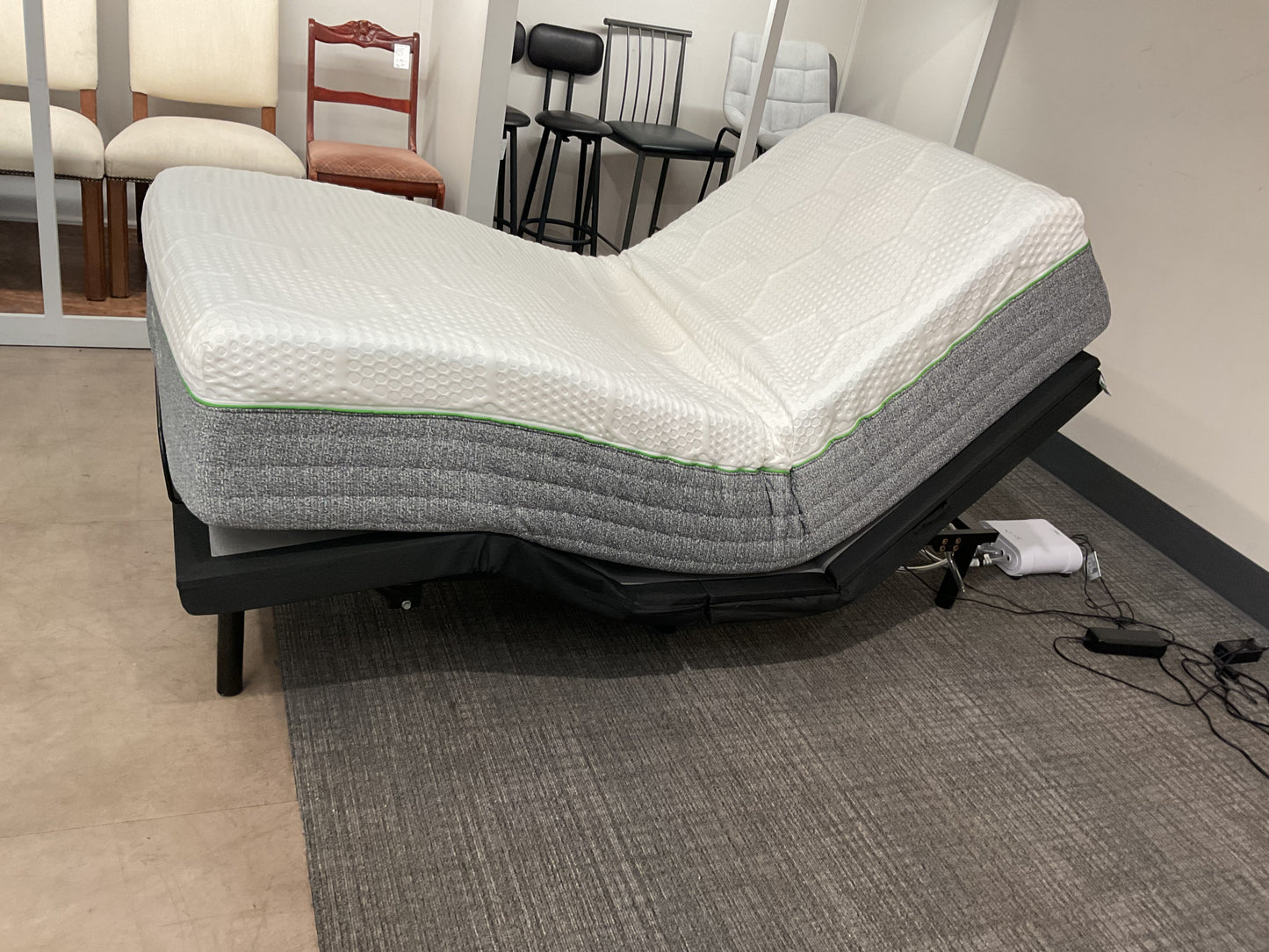 Adjustable Twin Bed Frame & Mattress (G68)