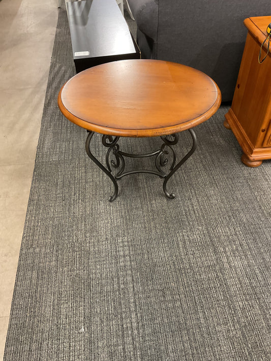 Swirl Side Table
