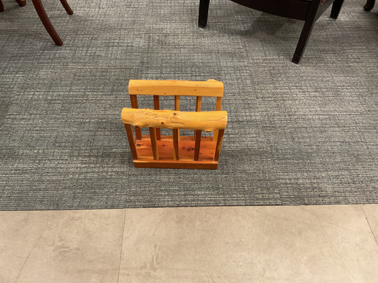 Piney Magazine Holder