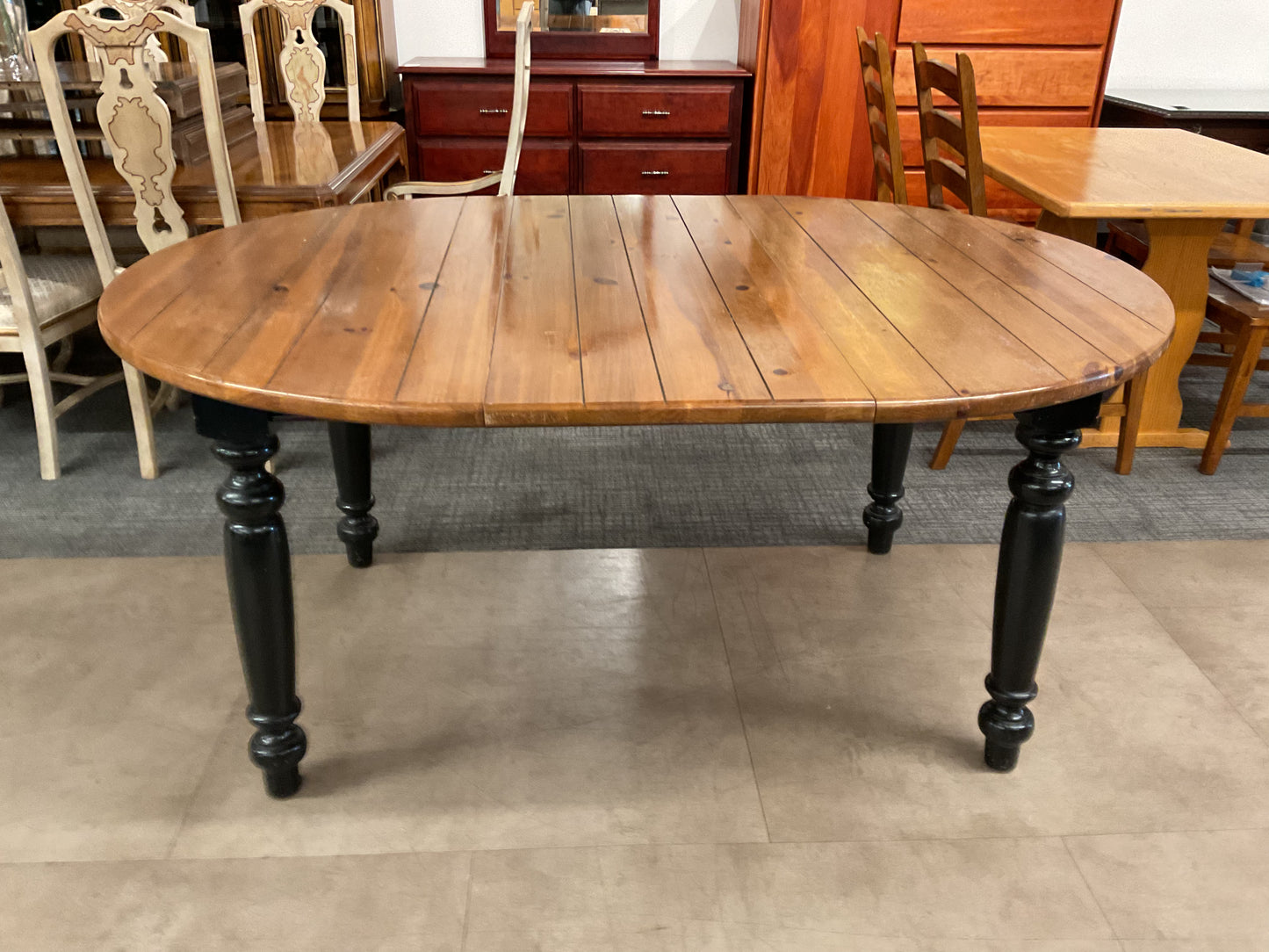 Round Dining Table W/Black Legs