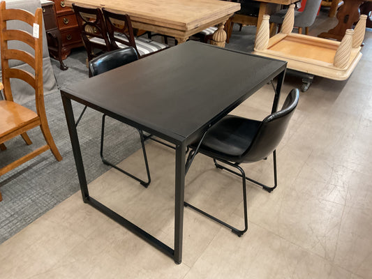 Onyx Table Set