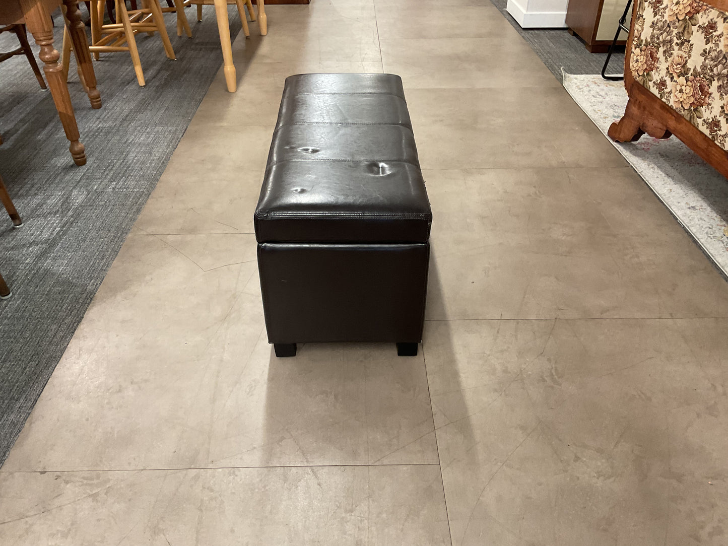 Handy Storage Ottoman