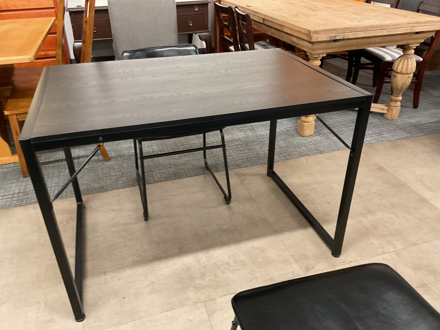 Onyx Table Set