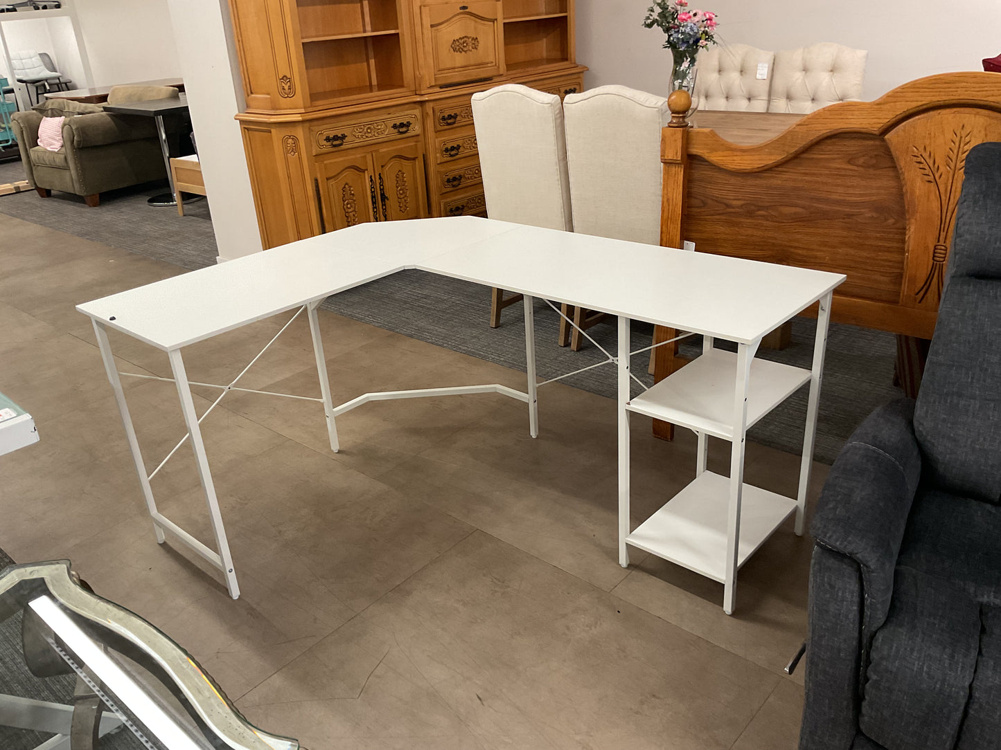 Take the L Desk