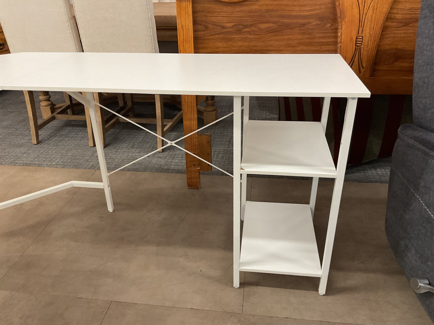 Take the L Desk