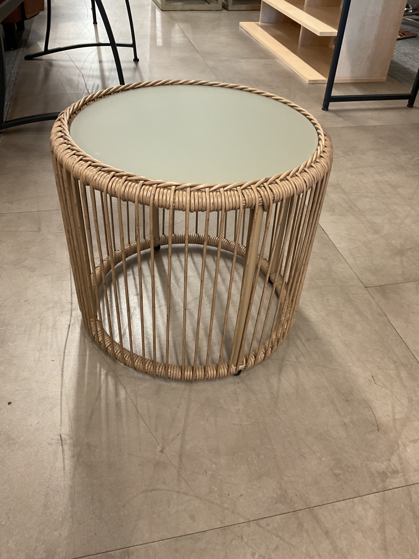 Easy Breezy Beautiful Side Table