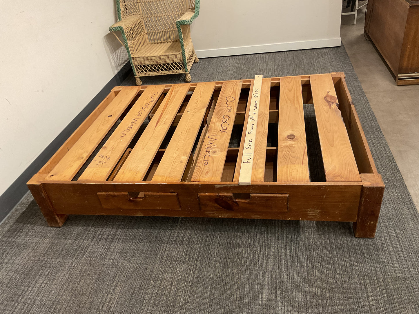 Oscar Full Bed (G46)