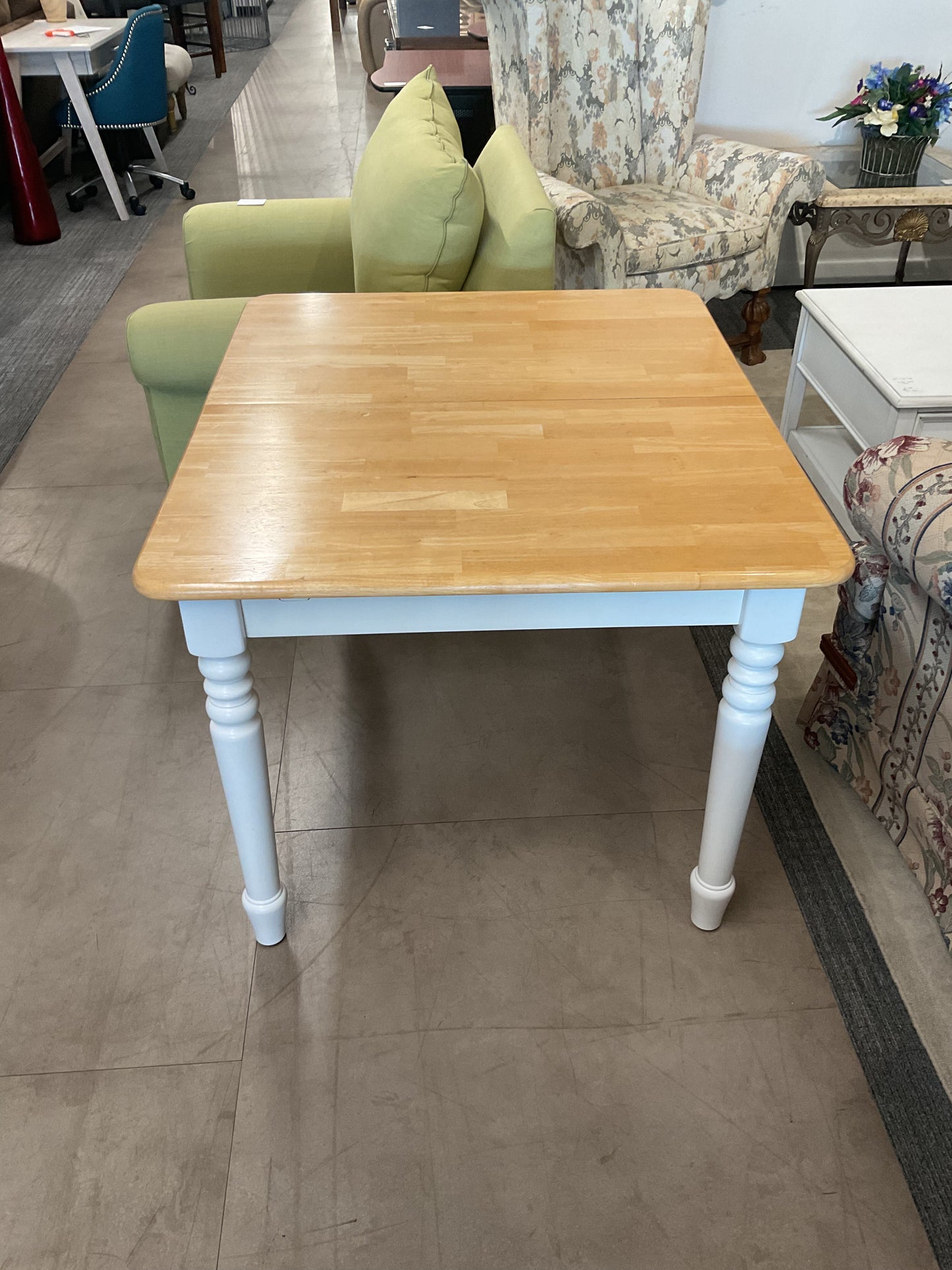 Simple Living Dining Table