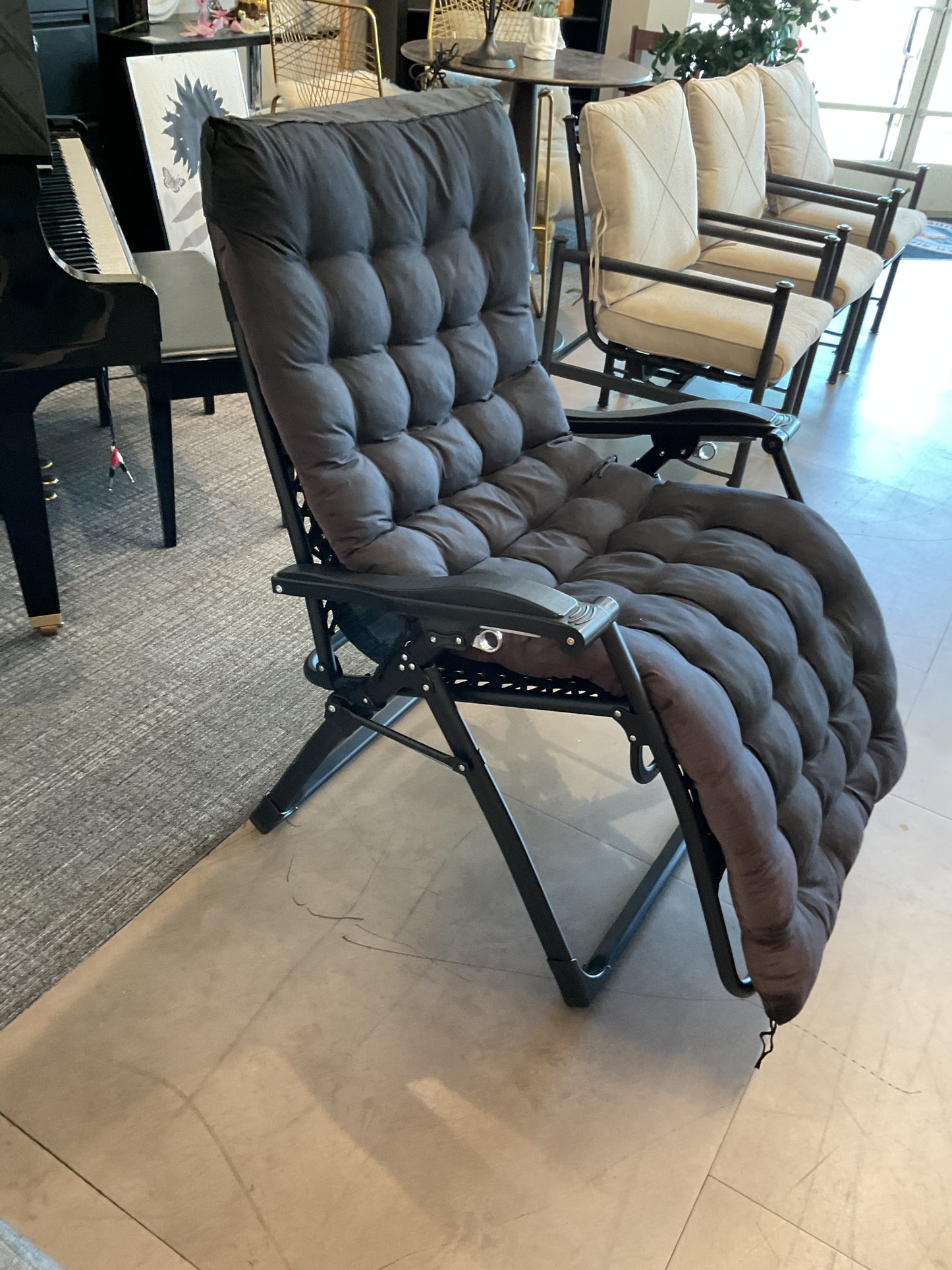 “0” Gravity Adjustable Chair