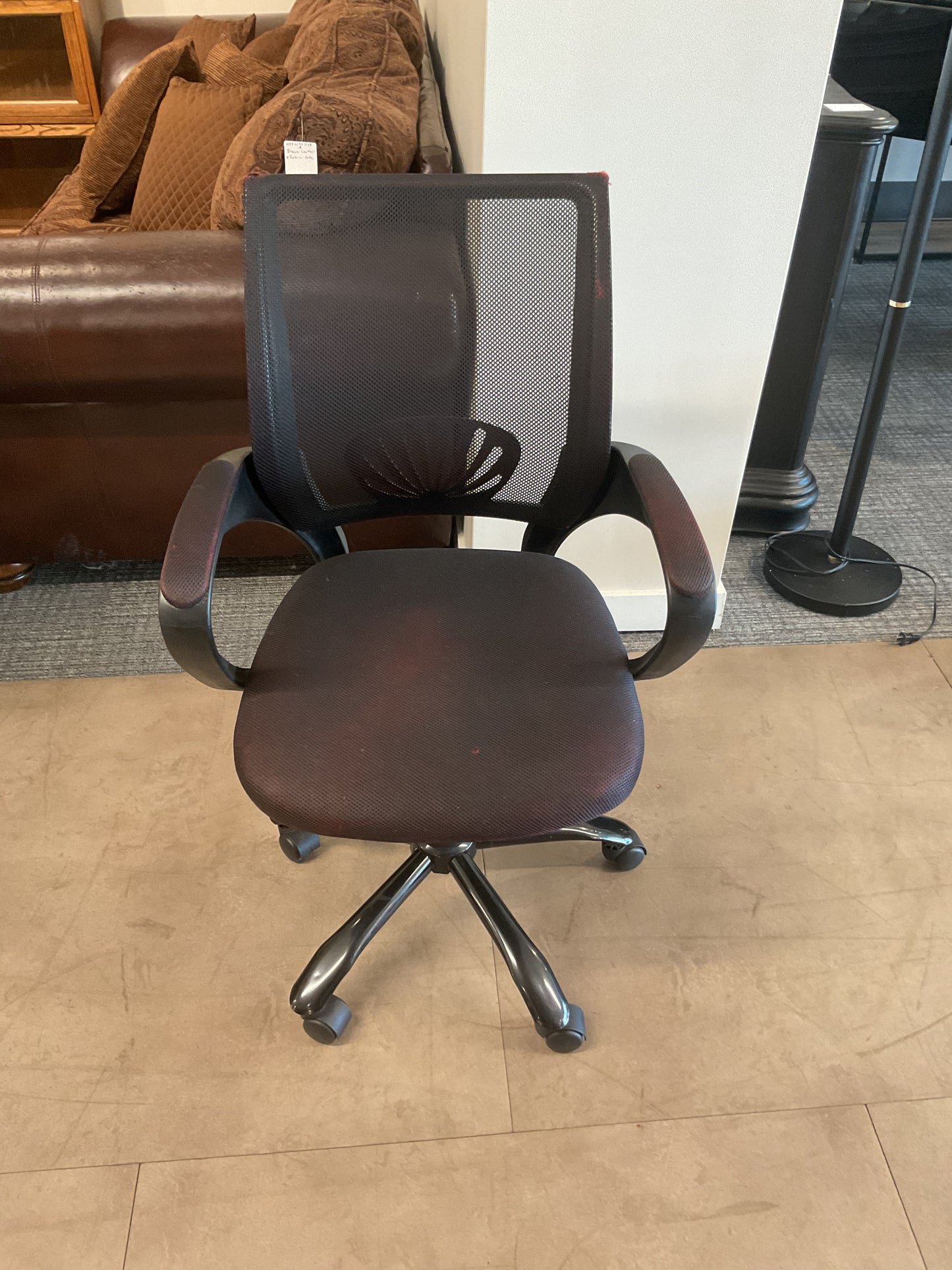 Mesh Office Chair with Armrests