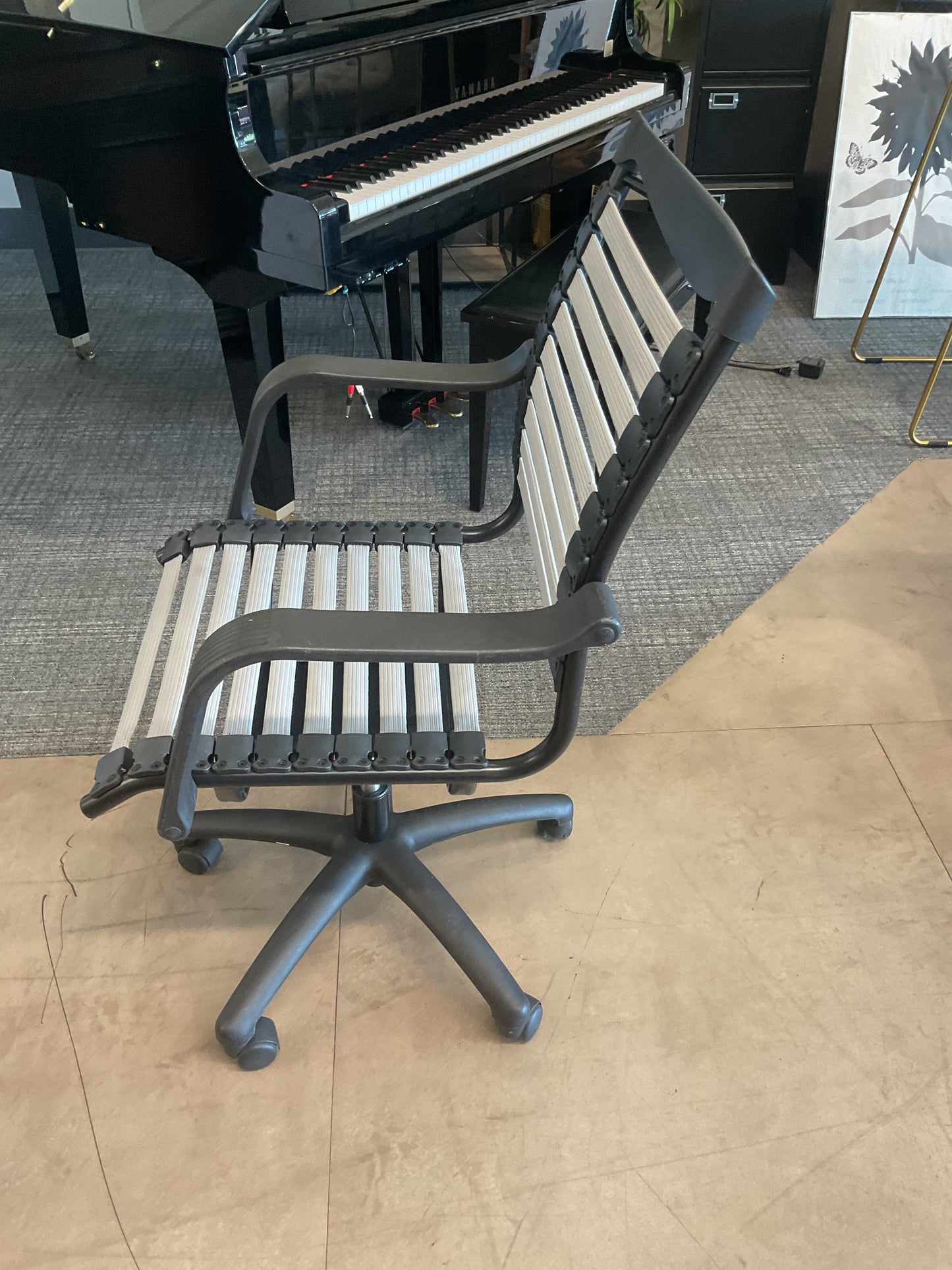 Bungee Office Chair