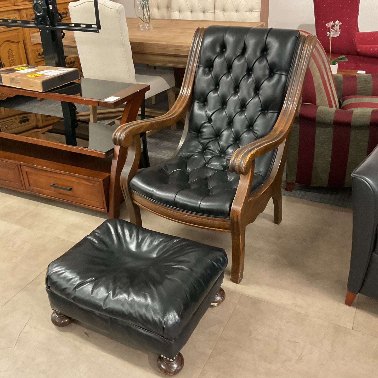 Smooth Operator Chair & Ottoman