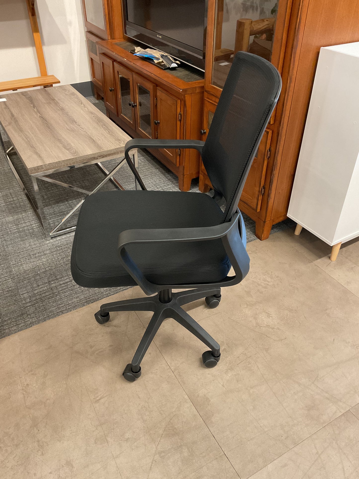 Swivel Office Chair