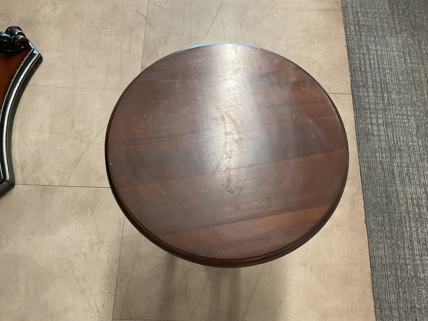 Singular Plant Stand