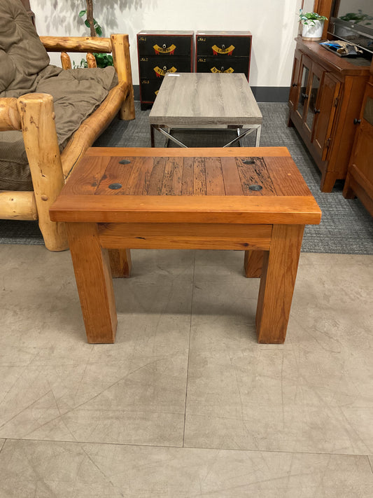4 Dots End Table