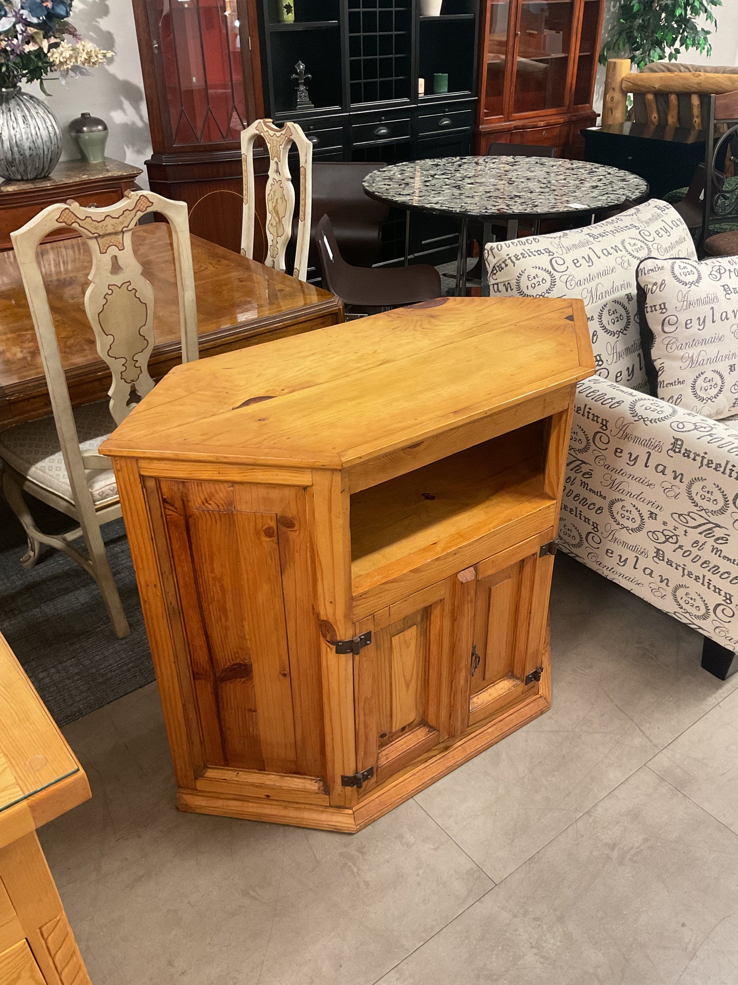 Different Angle Console