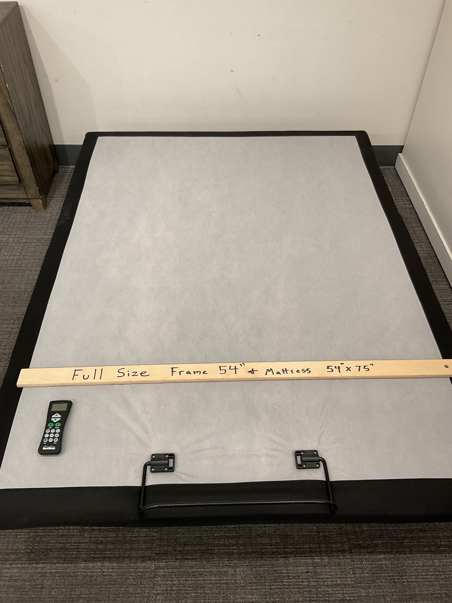 Full Size Adjustable Bed Frame with Remote (B019)