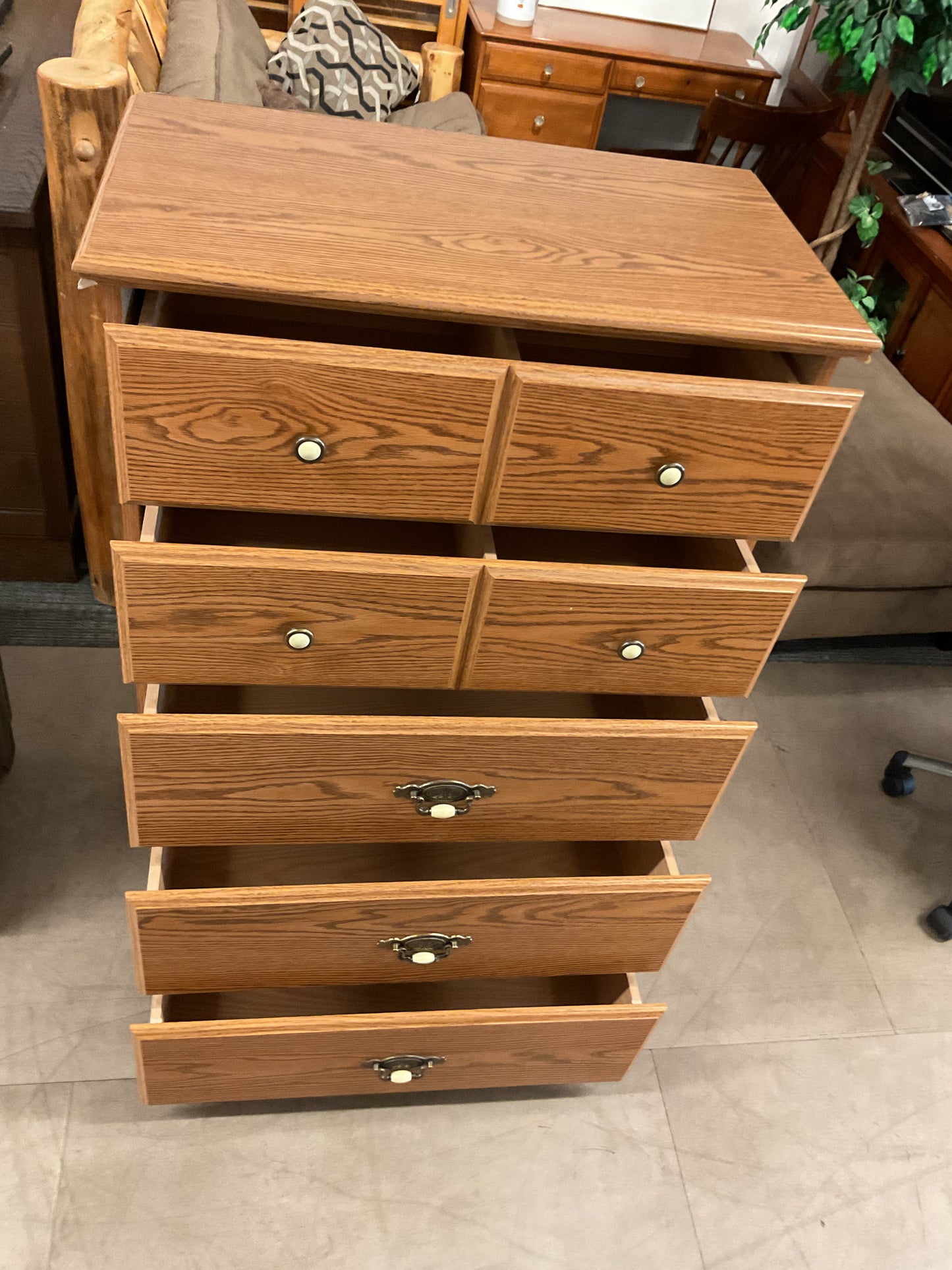 Traditional 5 Drawer Tall Dresser
