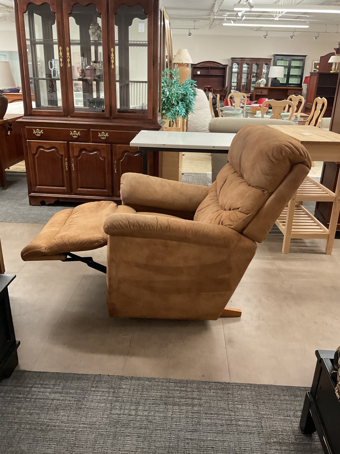 *WH*Fawn Manual Rocking Recliner