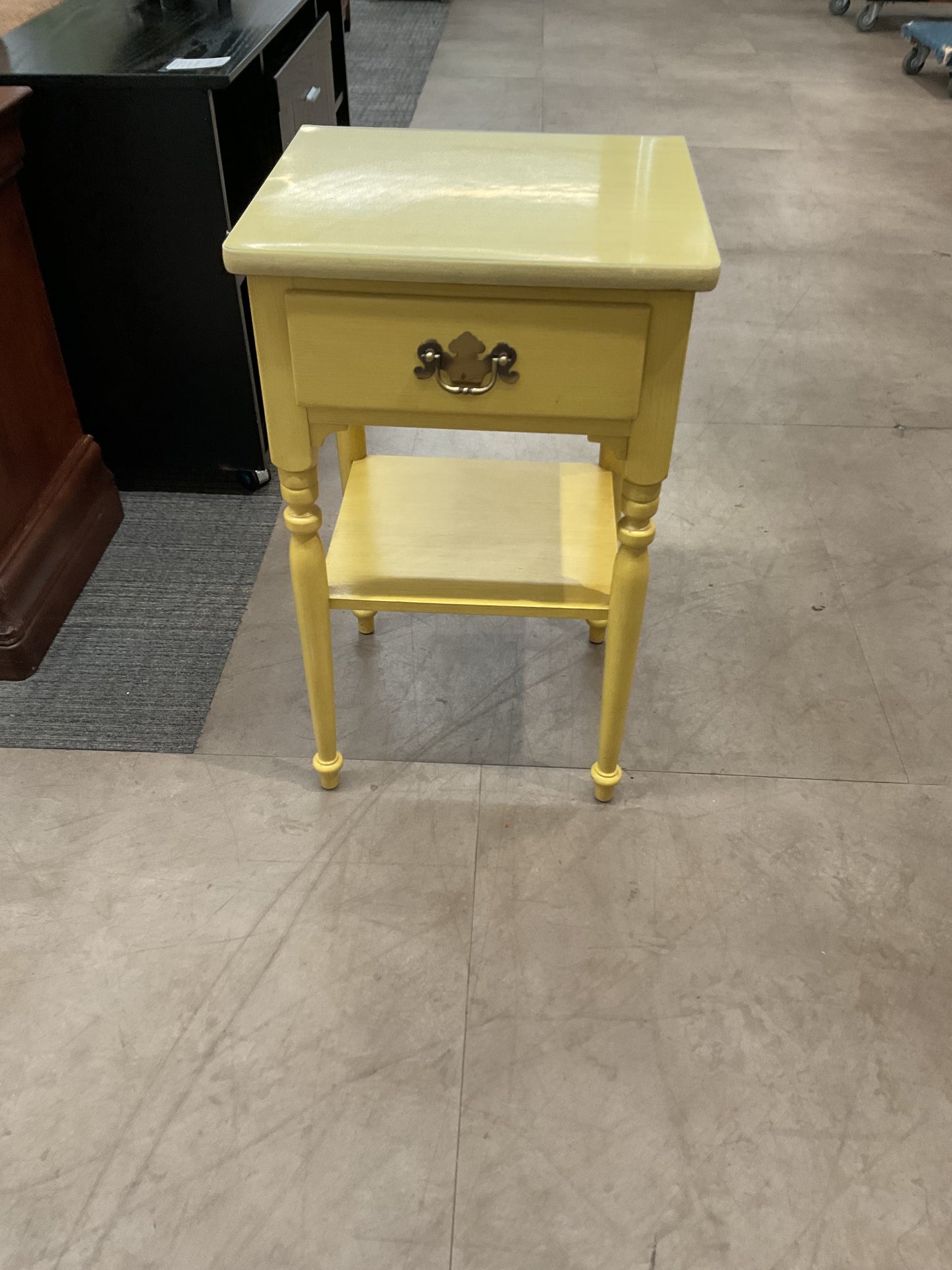 Yellow Single Drawer Nightstand W/Shelf