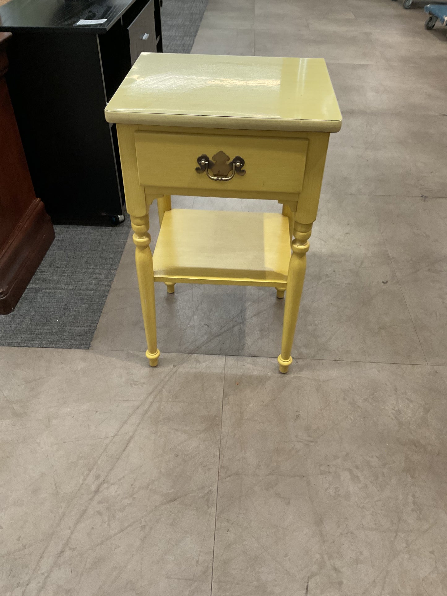 Yellow Single Drawer Nightstand W/Shelf