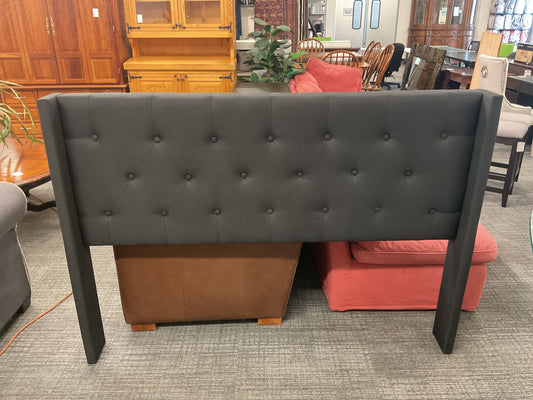 Button Up Queen Headboard (G66)